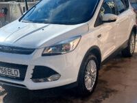 Second-hand Ford Kuga 182 CP (133 kW) 2016 Alb SUV