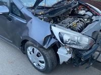 Second-hand Kia Rio 114 CP (83 kW) 2012 Hatchback