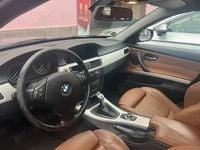 Second-hand BMW 320 184 CP (135 kW) 2010 Negru Break