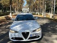 Second-hand Alfa Romeo Giulia 180 CP (132 kW) 2017 Culoarealb Berlinǎ