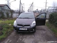 second-hand Toyota Corolla Verso Benzina+GPL