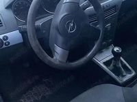 Second-hand Opel Astra 105 CP (77 kW) 2006 Hatchback
