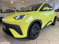 Nouă BYD Dolphin 114 kW (156 CP) 2025 Culoaregalbeuriu Hatchback