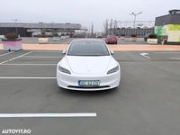 Second-hand Tesla Model 3 208 kW (283 CP) 2024 Culoarealb Berlinǎ
