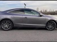 Second-hand Renault Laguna Coupé 178 CP (130 kW) 2011 Gri Coupe