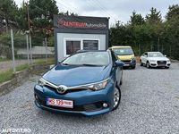 Second-hand Toyota Auris Design 112 CP (82 kW) 2015 Culoarealbastru Break