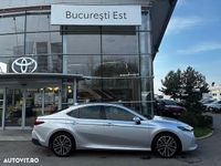 Second-hand Toyota Camry Executive 218 CP (160 kW) 2024 Culoareargint Berlinǎ