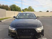 Second-hand Audi A4 S-Line 143 CP (105 kW) 2013 Culoarenegru Berlinǎ