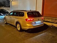 Second-hand VW Passat 150 CP (110 kW) 2021 Gri Berlinǎ