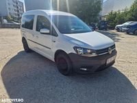 Second-hand VW Caddy 102 CP (75 kW) 2017 Culoarealb Monovolum