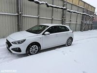 Second-hand Hyundai i30 Comfort 110 CP (80 kW) 2022 Culoarealb Hatchback