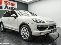 Second-hand Porsche Cayenne 240 CP (176 kW) 2012 Alb SUV