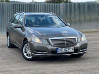 Second-hand Mercedes E200 Elegance 136 CP (100 kW) 2012 Maro Break