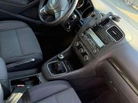 Second-hand VW Golf 122 CP (89 kW) 2010 Culoarenegru Coupe