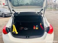 Second-hand Opel Astra 140 CP (102 kW) 2011 Alb Hatchback