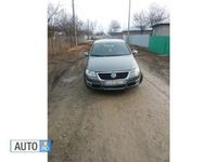 Second-hand VW Passat 140 CP (102 kW) 2006 Gri Berlinǎ