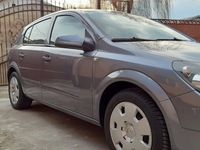 second-hand Opel Astra stare buna