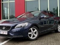 Second-hand Volvo V40 120 CP (88 kW) 2014 Culoarealbastru Hatchback