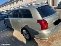 second-hand Toyota Avensis 2.2 D-4D Station Wagon Business