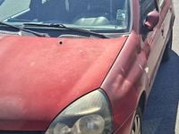 Second-hand Renault Clio II 65 CP (47 kW) 2006 Culoarerosu Berlinǎ