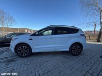 Second-hand Ford Kuga ST-Line 150 CP (110 kW) 2017 Culoarealb SUV