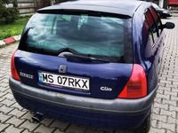 second-hand Renault Clio II din 2001, motor 1.2 ,16v benzina. EURO 4