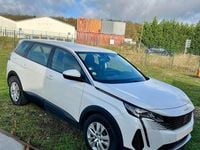 Second-hand Peugeot 5008 Active 130 CP (95 kW) 2021 Culoarealb SUV