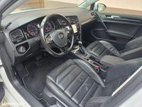 Second-hand VW Golf VII R-line 150 CP (110 kW) 2018 Culoarealb Break