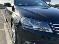 second-hand VW Passat Variant 2.0 TDI DPF DSG Highline 2011 · 298 000 km · 1 968 cm3 · Diesel