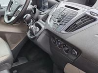 Second-hand Ford Tourneo Custom 170 CP (125 kW) 2016 Culoarealb Van