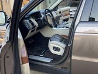 Second-hand Land Rover Range Rover Dynamic 306 CP (225 kW) 2015 Culoaremaro SUV