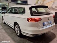 Second-hand VW Passat Highline 150 CP (110 kW) 2017 Culoarealb Break