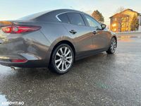 Second-hand Mazda 3 186 CP (136 kW) 2022 Culoaremaro Berlinǎ