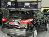 Second-hand Nissan Qashqai Acenta 110 CP (80 kW) 2016 Culoarenegru SUV