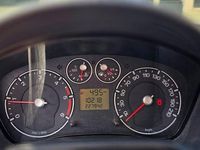 Second-hand Ford Fiesta Ambiente 68 CP (50 kW) 2007 Culoarerosu Hatchback