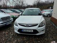 second-hand Hyundai i30 an 2011, 1.6 motorina = rate cu buletinul