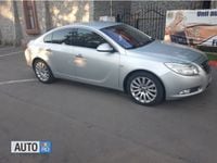 Second-hand Opel Insignia 131 CP (96 kW) 2010 Argintiu Berlinǎ