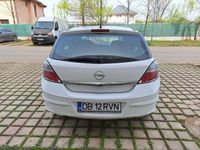 second-hand Opel Astra 1.4 benzina, 2010