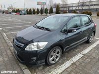 Second-hand Toyota Auris Hybrid 136 CP (100 kW) 2012 Culoaregri Hatchback