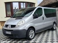 Second-hand Renault Trafic Authentique 115 CP (84 kW) 2011 Culoareargint Monovolum