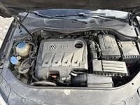 Second-hand VW Passat 105 CP (77 kW) 2011 Negru Break