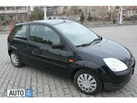 Second-hand Ford Fiesta 65 CP (47 kW) 2004 Albastru metalizat Hatchback