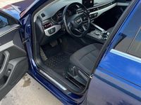 Second-hand Audi A4 Ambiente 150 CP (110 kW) 2017 Culoarealbastru Hatchback