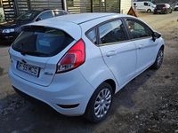 Second-hand Ford Fiesta 100 CP (73 kW) 2017 Culoarealb
