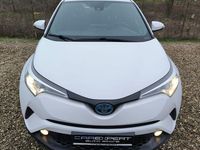 Second-hand Toyota C-HR 122 CP (89 kW) 2016 Culoarealb SUV