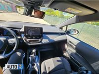 Second-hand Toyota Corolla 98 CP (72 kW) 2021 Argintiu Hatchback