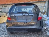 Second-hand Honda Jazz 90 CP (66 kW) 2011 Culoarenegru Hatchback