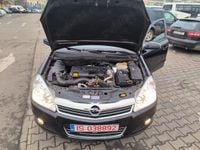 Second-hand Opel Astra 110 CP (80 kW) 2009 Hatchback