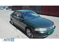 second-hand Opel Vectra benzina