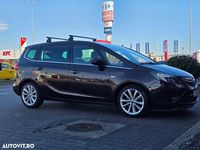 Second-hand Opel Zafira Tourer Sport 165 CP (121 kW) 2012 Culoaremaro Monovolum